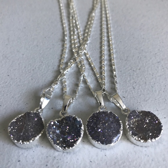 {Function & Fringe} Amethyst Druzy Necklace - Picture 7 of 8